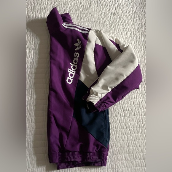 Adidas tracksuit - Picture 3 of 9